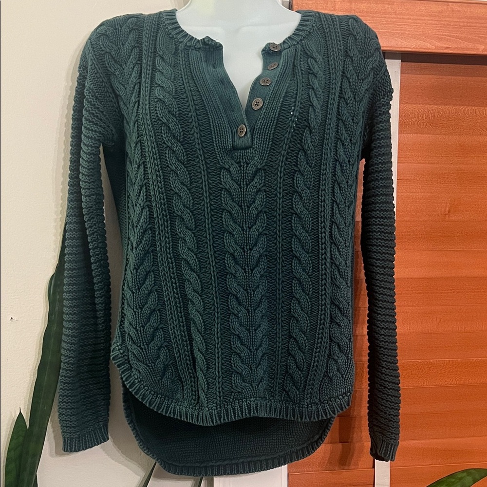 Ruff Hewn Dark Green V-Neck Cable Knit Sweater